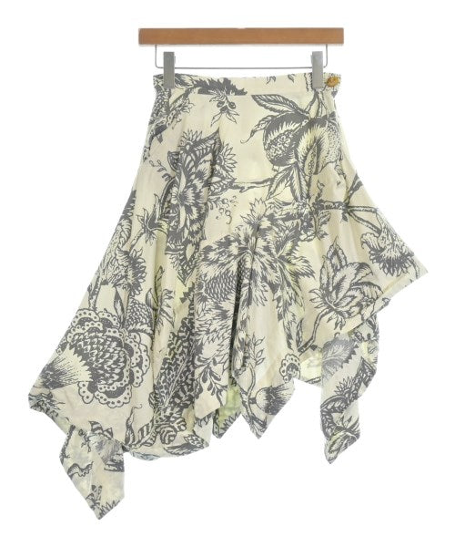 Vivienne Westwood กระโปรงยาวถึงเข่า