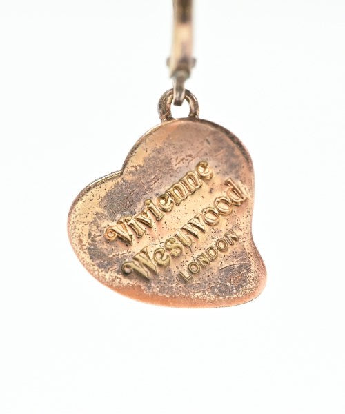 Vivienne Westwood ต่างหู