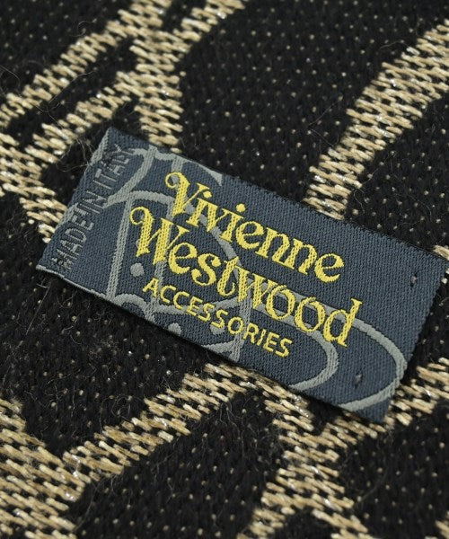 Vivienne Westwood ผ้าคลุมไหล่