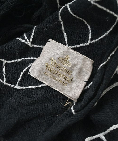 Vivienne Westwood ผ้าคลุมไหล่