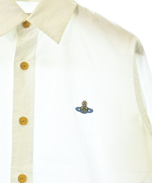 Vivienne Westwood เสื้อลำลอง