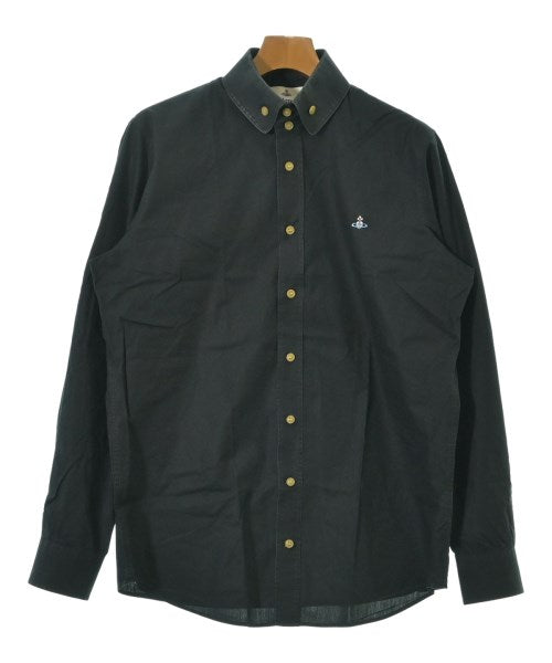 Vivienne Westwood เสื้อลำลอง