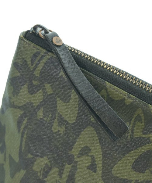 Vivienne Westwood คลัตช์