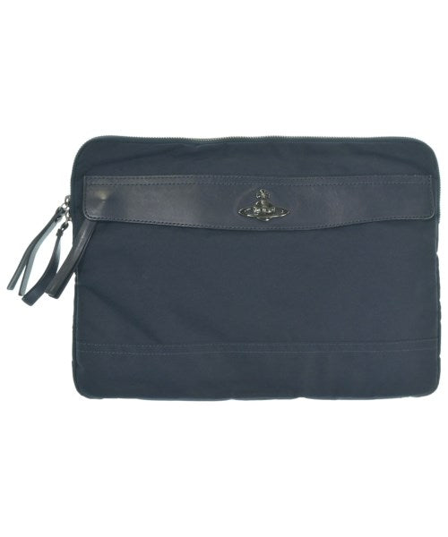 Vivienne Westwood คลัตช์
