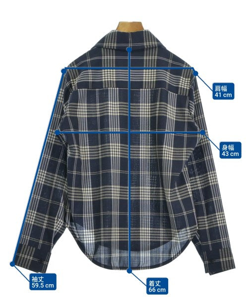 Vivienne Westwood เสื้อลำลอง