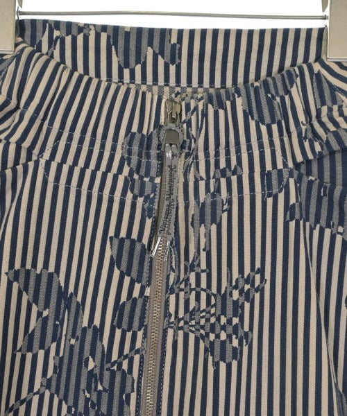 Vivienne Westwood กระโปรงยาวถึงเข่า