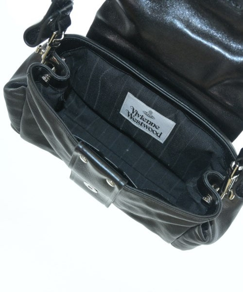 Vivienne Westwood กระเป๋าถือ