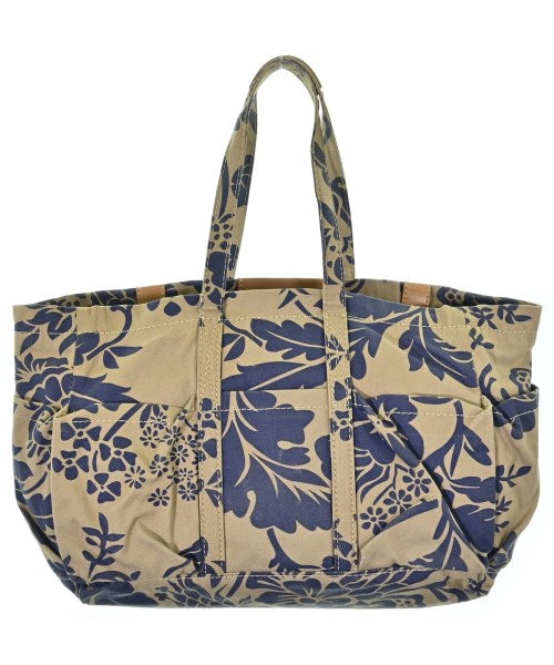Vivienne Westwood กระเป๋าถือขนาดใหญ่