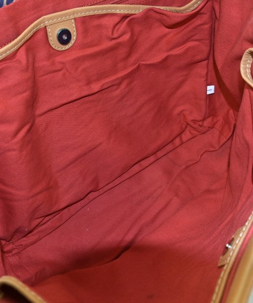 Vivienne Westwood กระเป๋าถือขนาดใหญ่