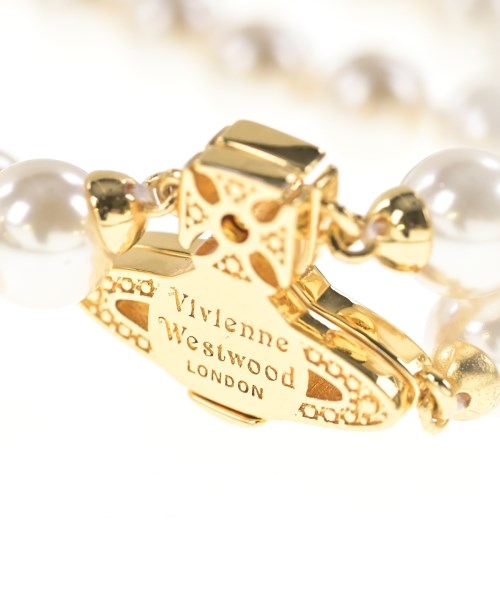 Vivienne Westwood สร้อยคอ