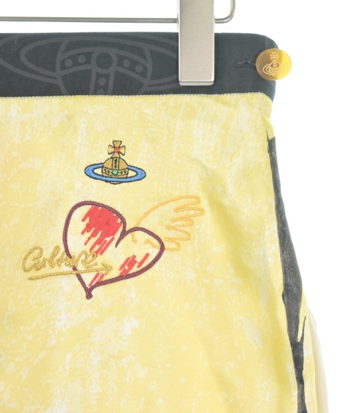 Vivienne Westwood กระโปรงยาวถึงเข่า