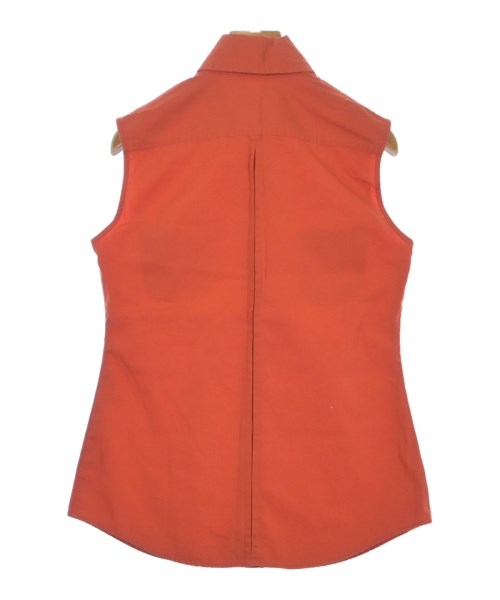 Vivienne Westwood เสื้อลำลอง