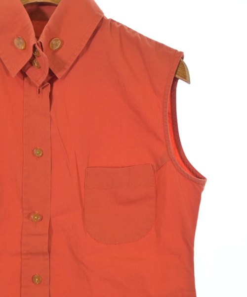 Vivienne Westwood เสื้อลำลอง