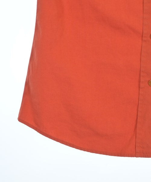 Vivienne Westwood เสื้อลำลอง
