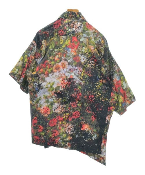 Vivienne Westwood เสื้อลำลอง
