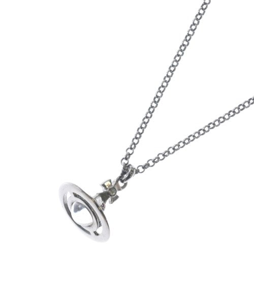 Vivienne Westwood สร้อยคอ