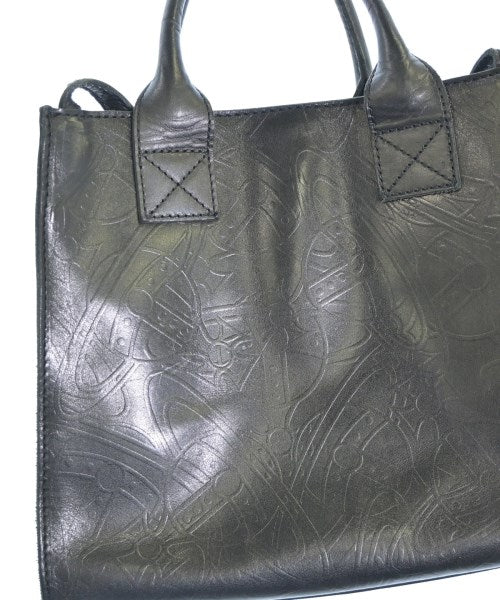 Vivienne Westwood กระเป๋าถือ