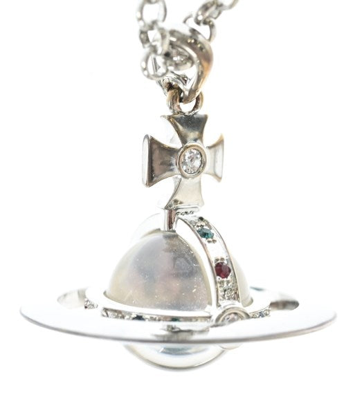 Vivienne Westwood สร้อยคอ