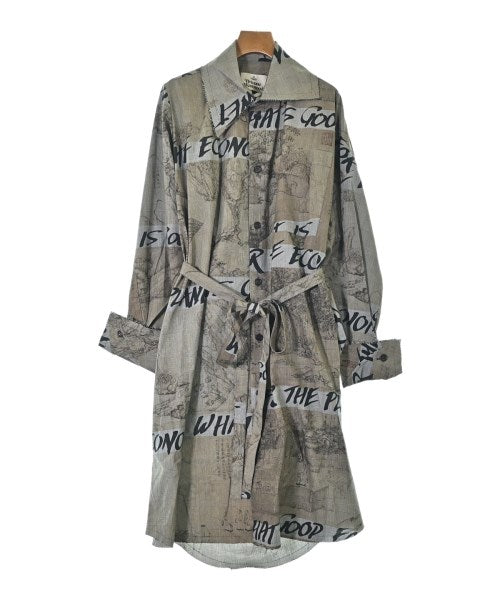 Vivienne Westwood เดรสที่เป็นเสื้อเชิ้ตตัวยาว