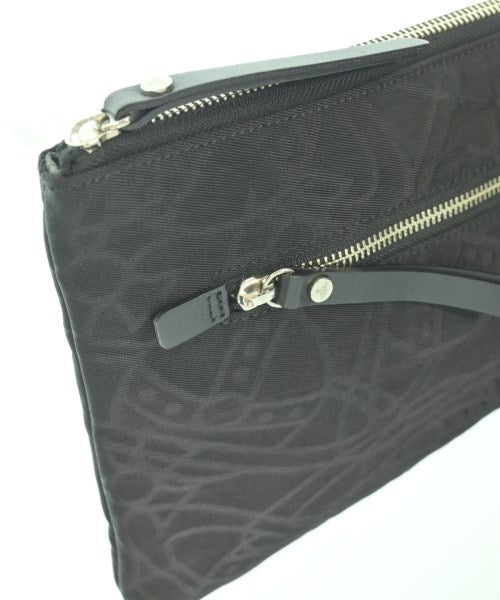 Vivienne Westwood คลัตช์