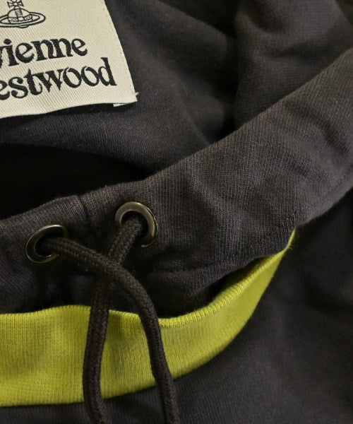 Vivienne Westwood เสื้อฮู้ด
