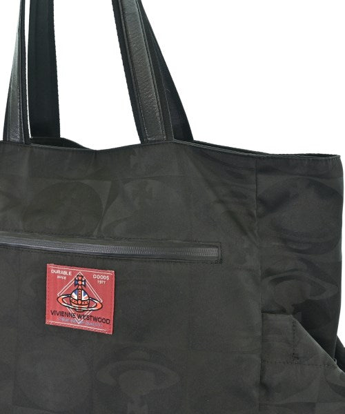 Vivienne Westwood กระเป๋าถือขนาดใหญ่