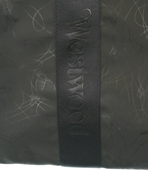 Vivienne Westwood กระเป๋าถือขนาดใหญ่