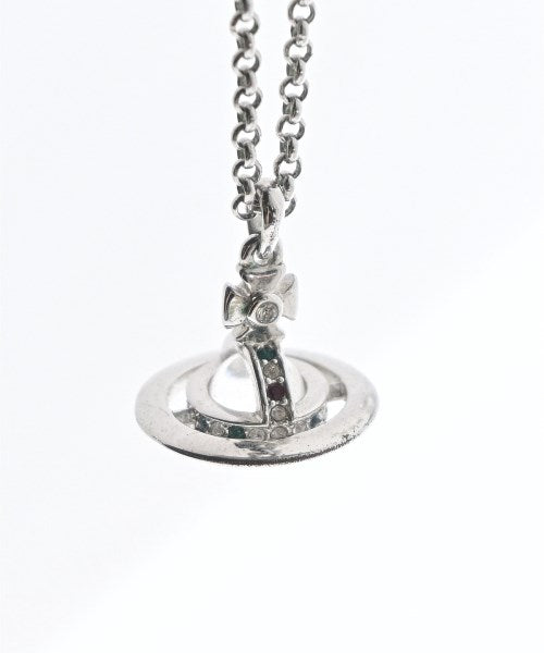 Vivienne Westwood สร้อยคอ