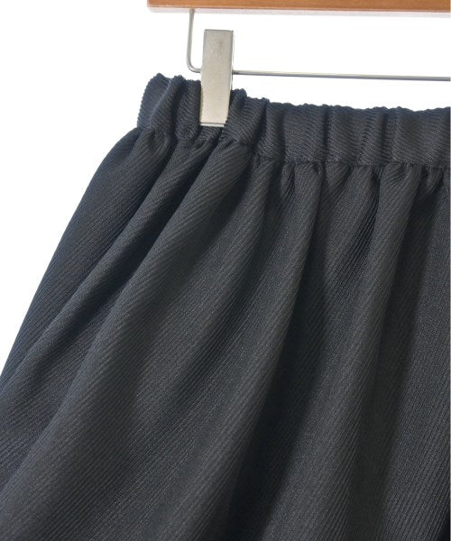 COMME des GARCONS กระโปรงยาวถึงเข่า