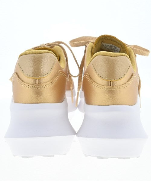 COMME des GARCONS รองเท้าผ้าใบ