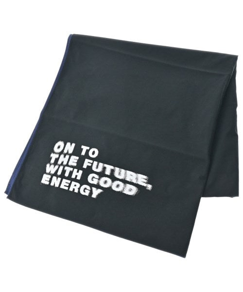 COMME des GARCONS ผ้าคลุมไหล่