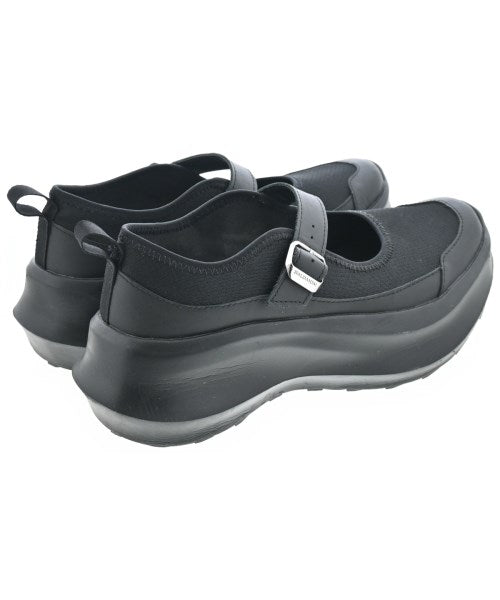 COMME des GARCONS รองเท้าผ้าใบ