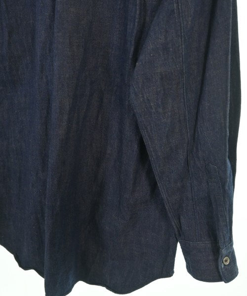 COMME des GARCONS เสื้อลำลอง