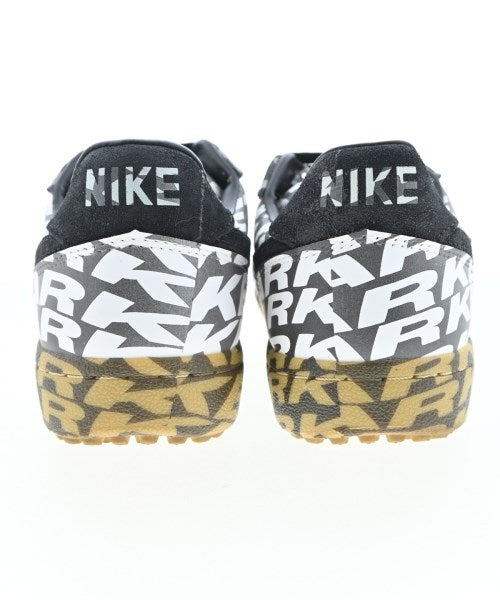 COMME des GARCONS รองเท้าผ้าใบ