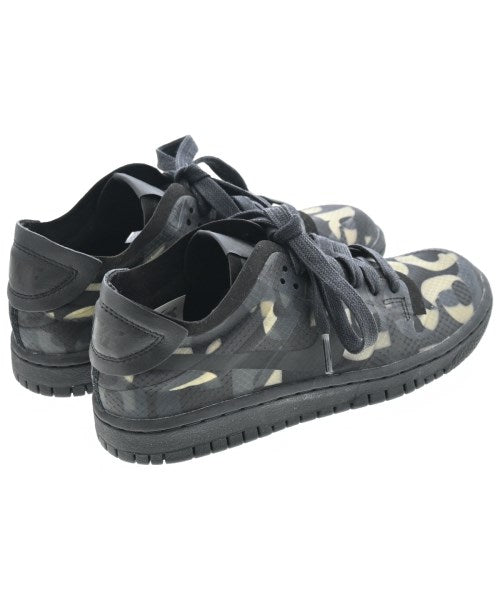 COMME des GARCONS รองเท้าผ้าใบ