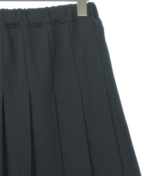 COMME des GARCONS กระโปรงยาวถึงเข่า