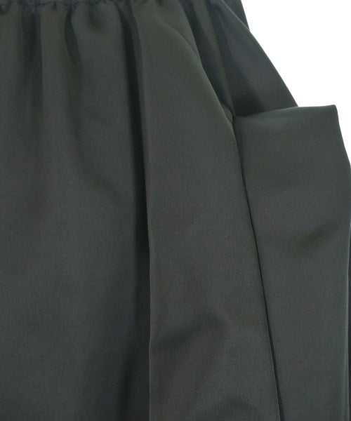 COMME des GARCONS กระโปรงยาวถึงเข่า