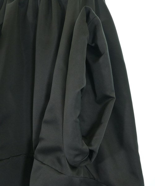 COMME des GARCONS กระโปรงยาวถึงเข่า