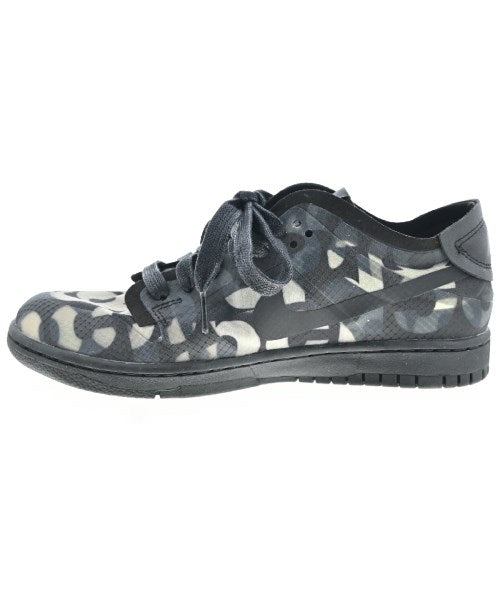 COMME des GARCONS รองเท้าผ้าใบ