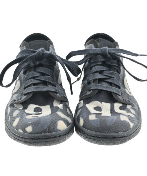 COMME des GARCONS รองเท้าผ้าใบ