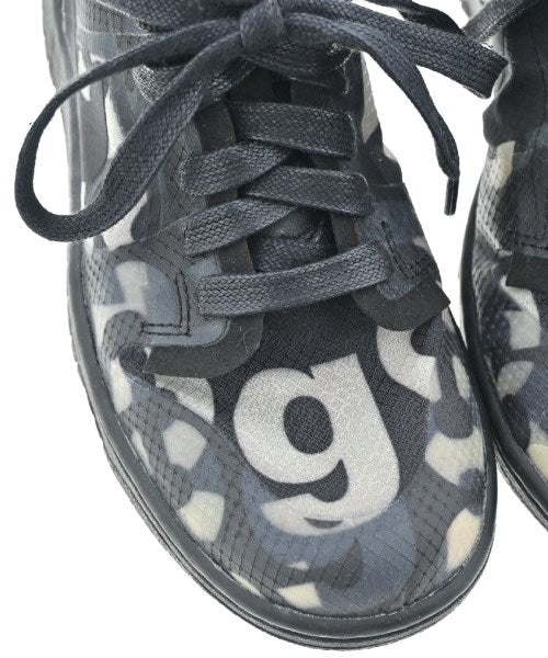 COMME des GARCONS รองเท้าผ้าใบ