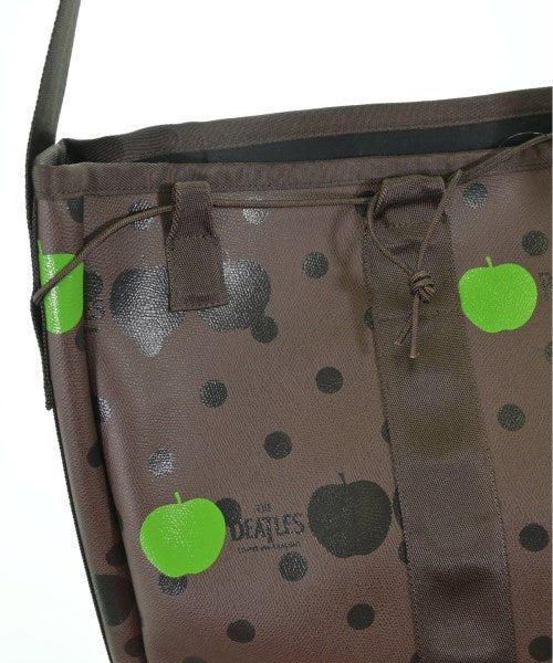 COMME des GARCONS กระเป๋าสะพาย