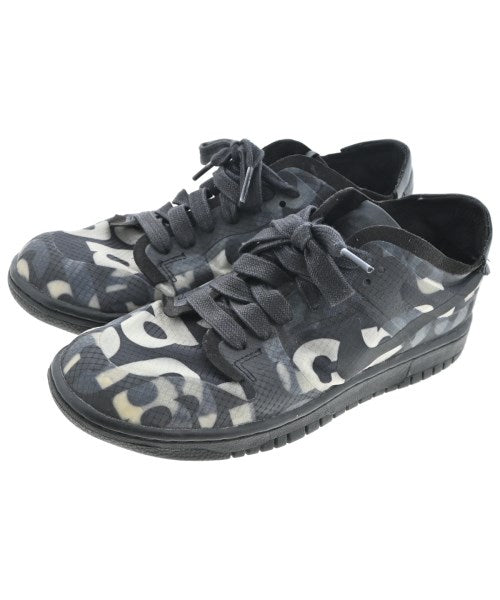 COMME des GARCONS รองเท้าผ้าใบ