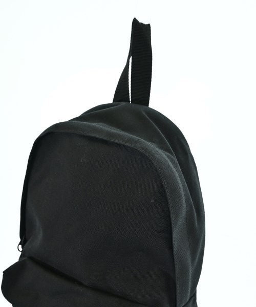 COMME des GARCONS เป้สะพายหลัง