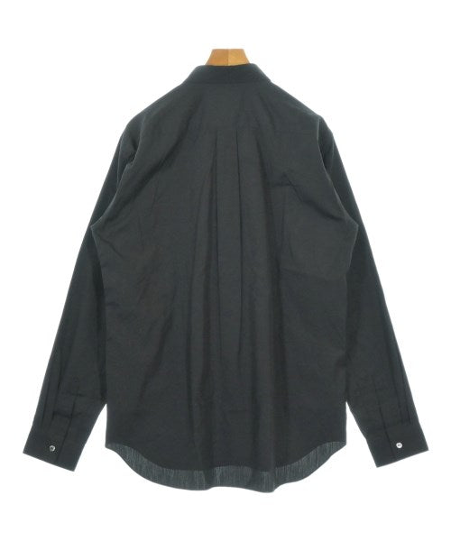COMME des GARCONS เสื้อลำลอง
