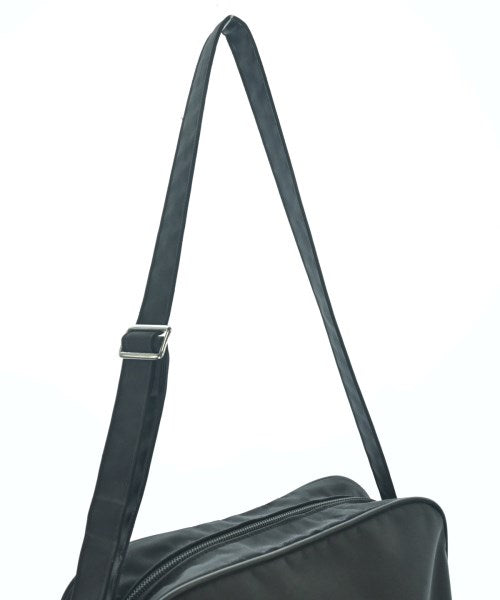COMME des GARCONS กระเป๋าสะพาย