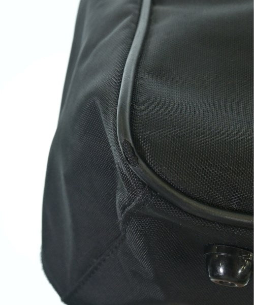 COMME des GARCONS กระเป๋าสะพาย