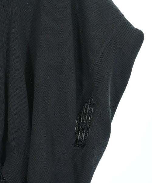 COMME des GARCONS เสื้อแขนกุด