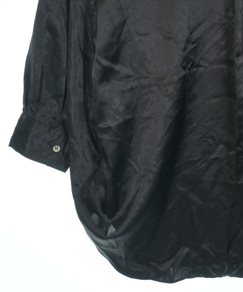 COMME des GARCONS เสื้อลำลอง
