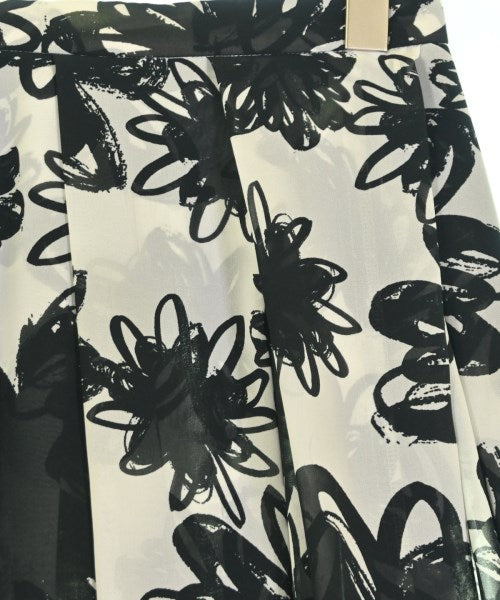 COMME des GARCONS กระโปรงยาวถึงเข่า